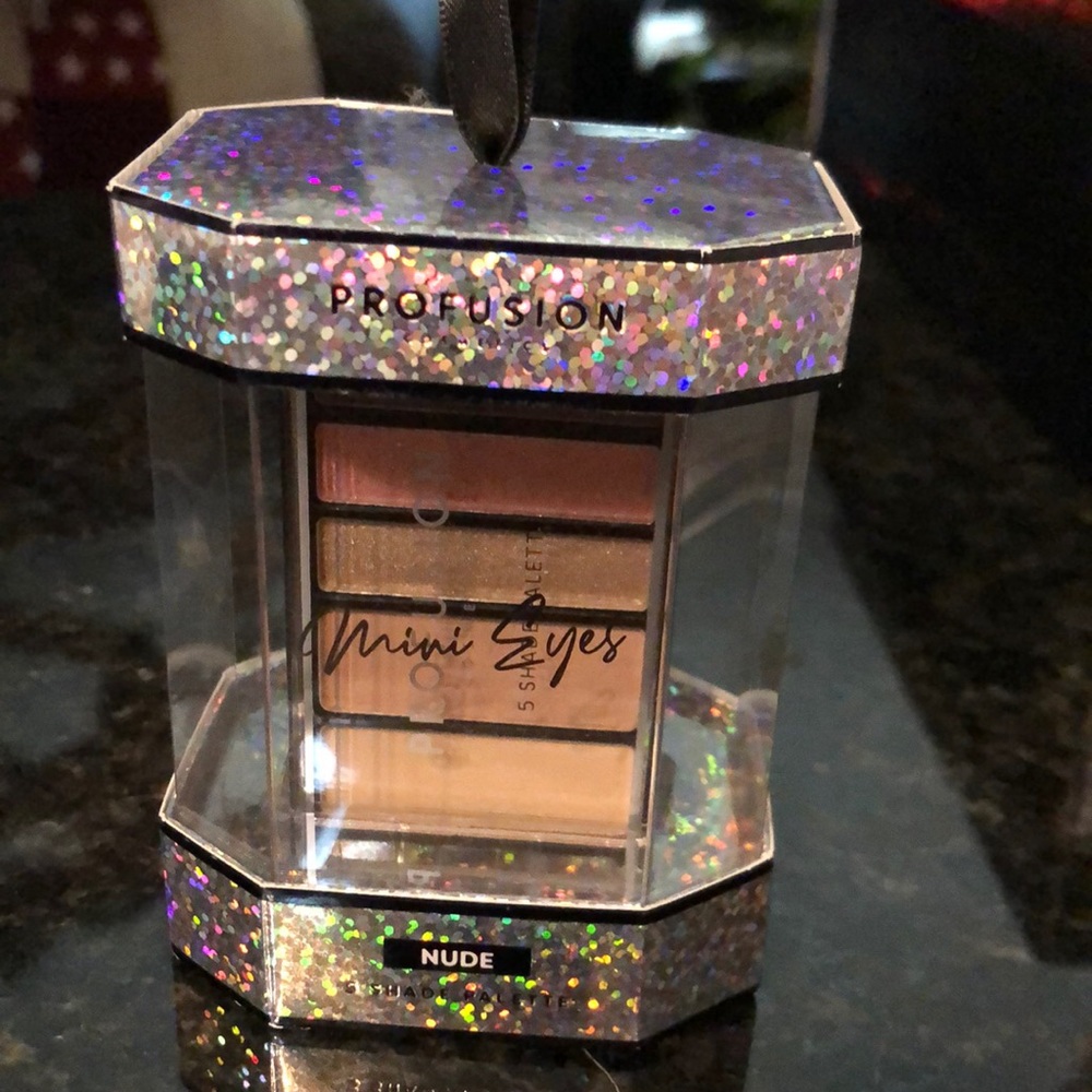 Mini eyes eyeshadow - Picture 2 of 2